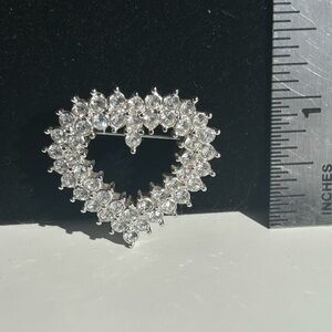 Crystal Heart Brooch Pin - Silver Clear Rhinestones